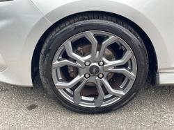 FORD Fiesta Photo 5