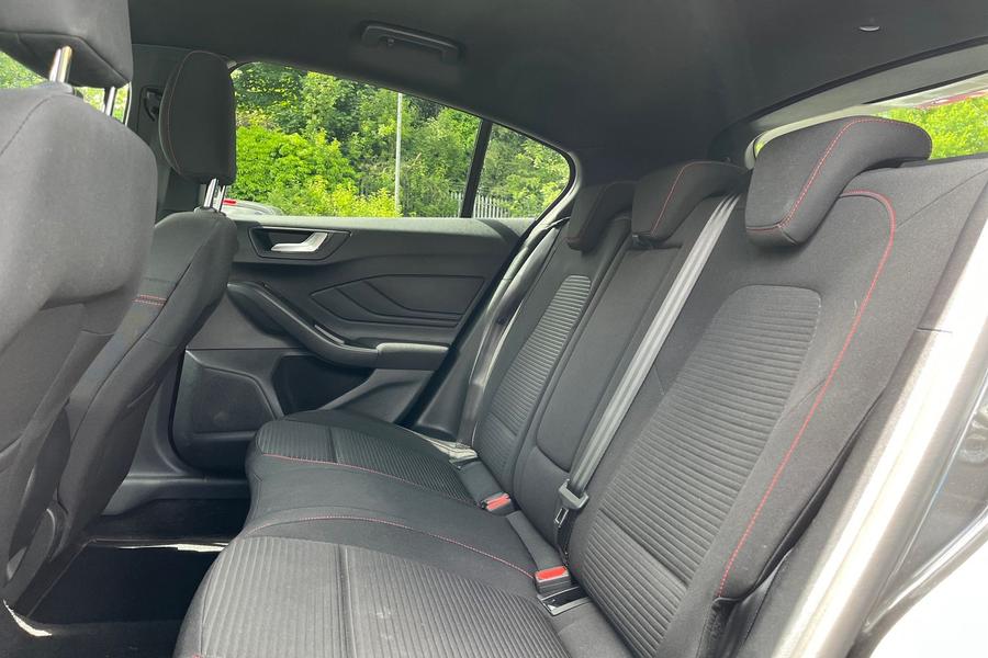 Ford Focus Photo autoimg-2ad1eeba8f286de7a11a843f2e0755c9c1efa0bf.jpg