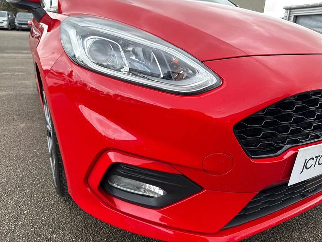 FORD Fiesta Photo 19