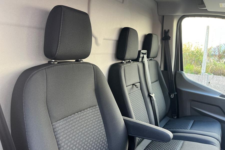 Ford TRANSIT Photo autoimg-2adb8021fdc8b3c77ab4ee1959183f8b9843ec80.jpg