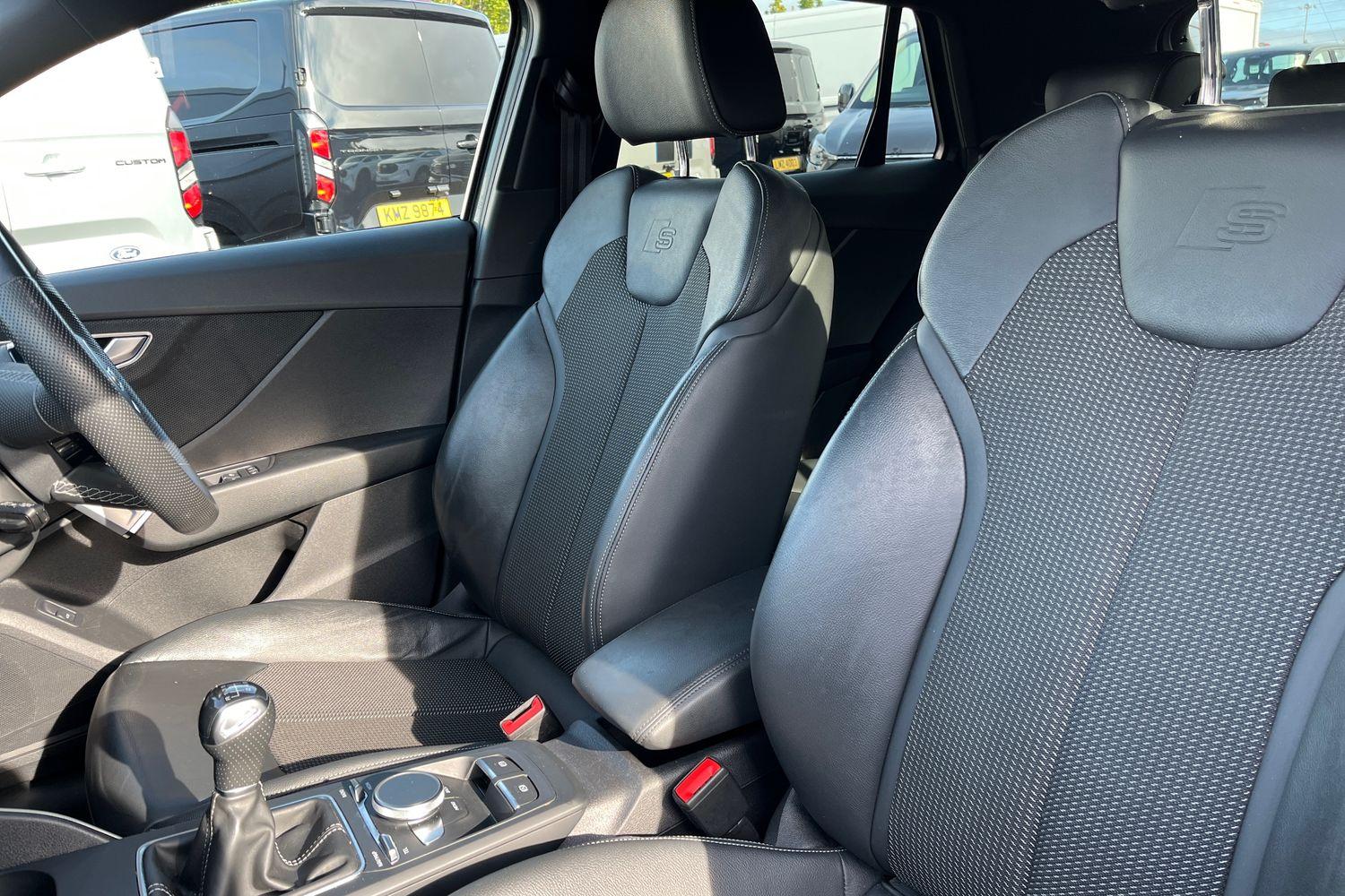 Audi Q2 Photo 18