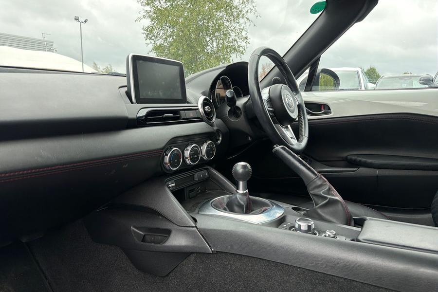 Mazda MX-5 Photo autoimg-2adc66fa565928eb62db6b5661f6ff78ab1a866d.jpg