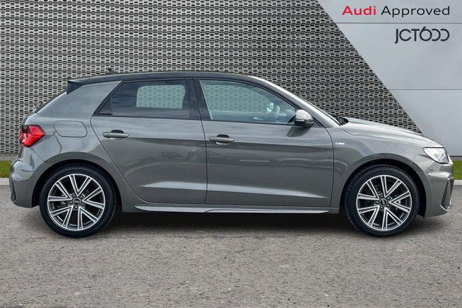 AUDI A1 Photo 4