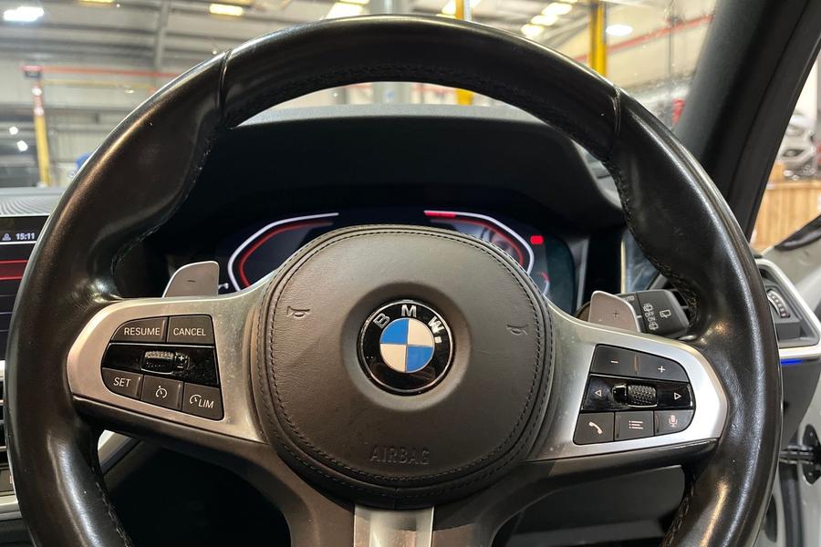 BMW 3 SERIES Photo autoimg-2addfe2371e68a90fa6ee0e8228fdcfd3318a42c.jpg
