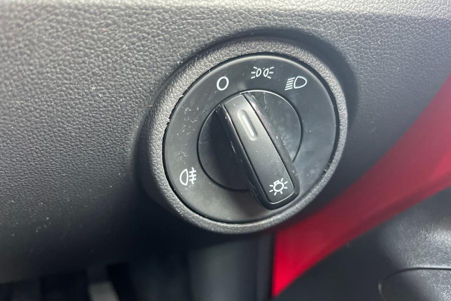 Volkswagen UP Photo autoimg-2ae2c7dafddecee219b9dd604d60b335159bb784.jpg