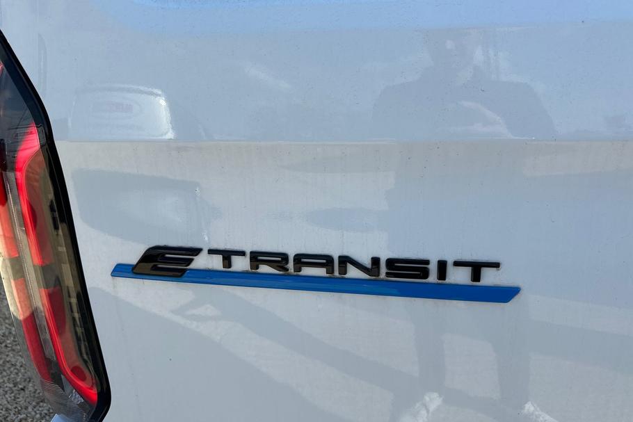 Used Ford E-TRANSIT CUSTOM HV75CDF 20