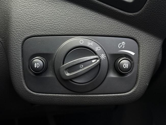 FORD Kuga Photo 40