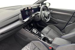 VOLKSWAGEN Golf Photo 2