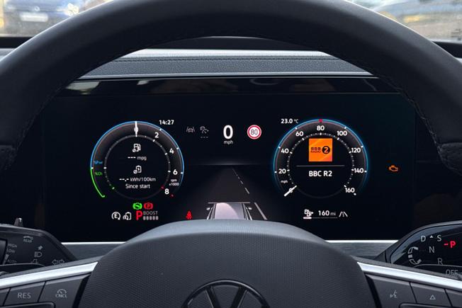 Volkswagen Passat Photo 15