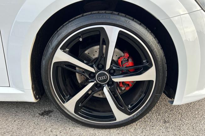 AUDI TT Photo 5
