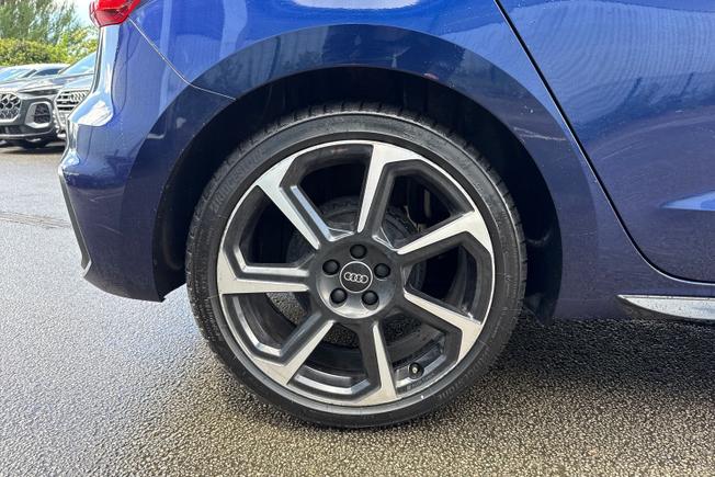 AUDI A1 Photo 5
