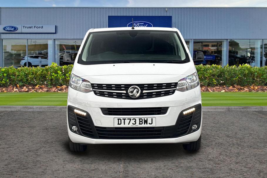 Used Vauxhall VIVARO DT73BWJ 12