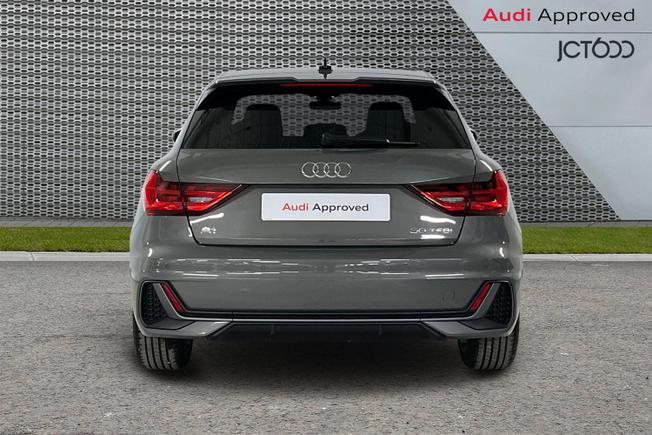 AUDI A1 Photo 8