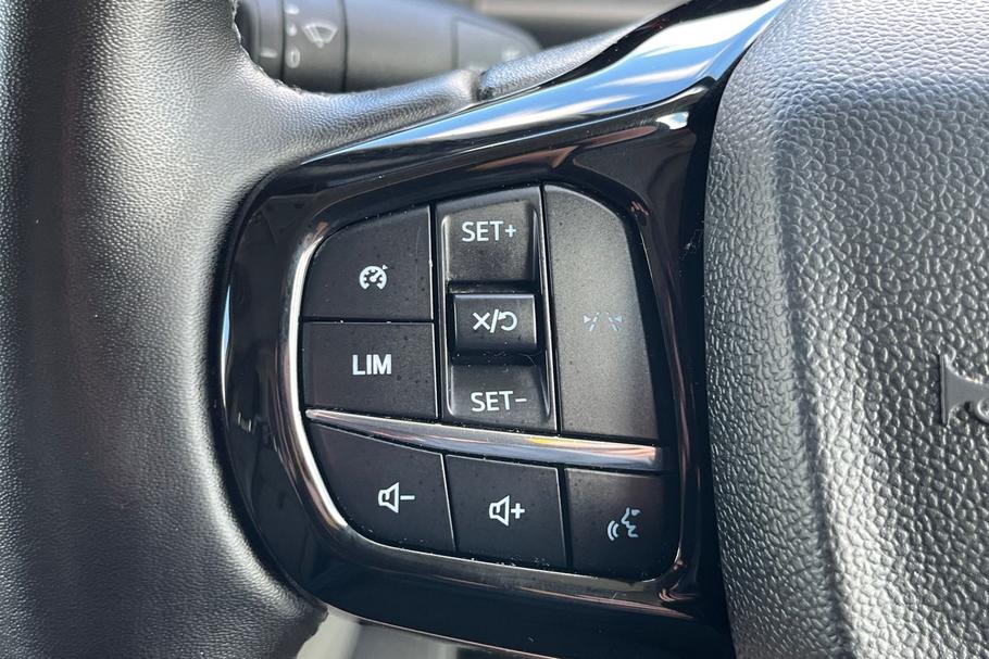 Used Ford TRANSIT CUSTOM LA24WYU 28