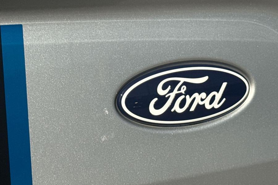 Ford TRANSIT CUSTOM Photo autoimg-2af34a52ffa4100eb5175a9a9208b30c753c51fc.jpg