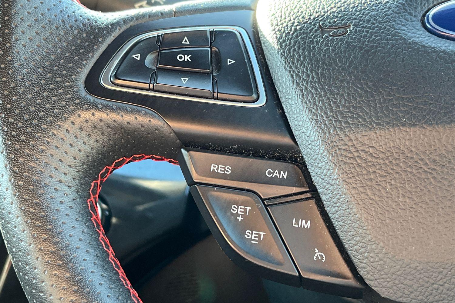 Ford Kuga Photo 31