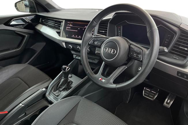 AUDI A1 Photo 6