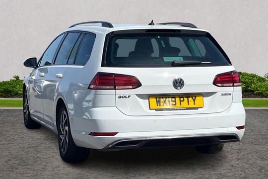 Volkswagen Golf Photo autoimg-2afcde3c9f9668c28f835e92f9fba14cc3bfc6f9.jpg