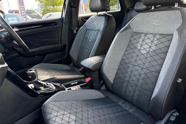 Volkswagen T-Roc Photo 21