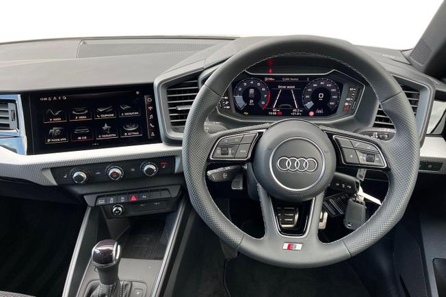 AUDI A1 Photo 11