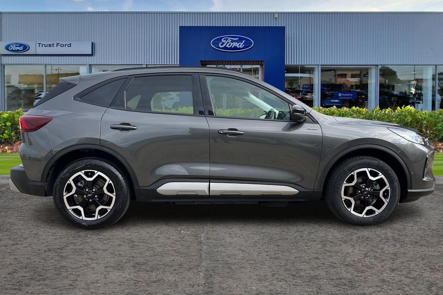 Ford Kuga Photo 2