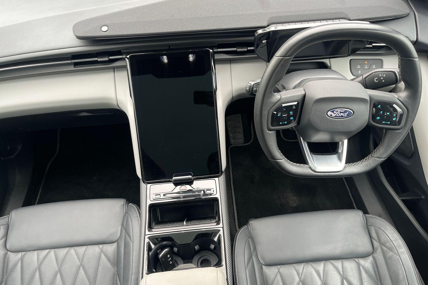 Ford Explorer Photo 9