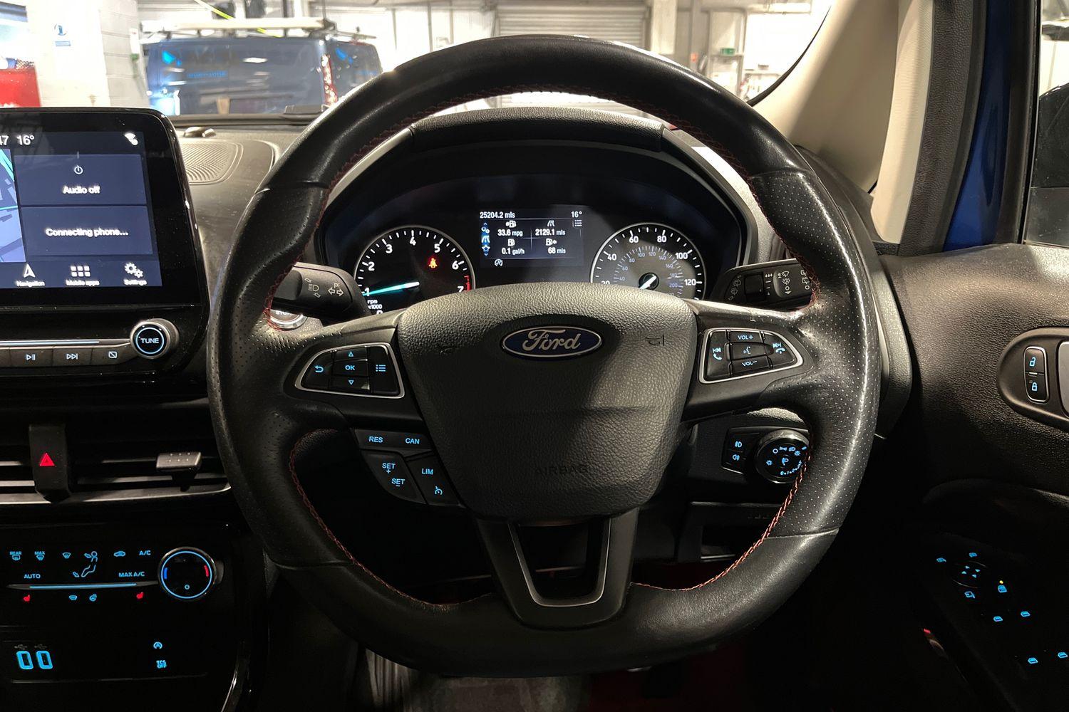 Ford EcoSport Photo 11