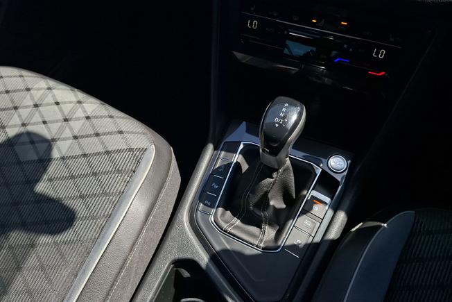 VOLKSWAGEN Tiguan Photo 29