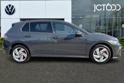 Volkswagen Golf Photo 4