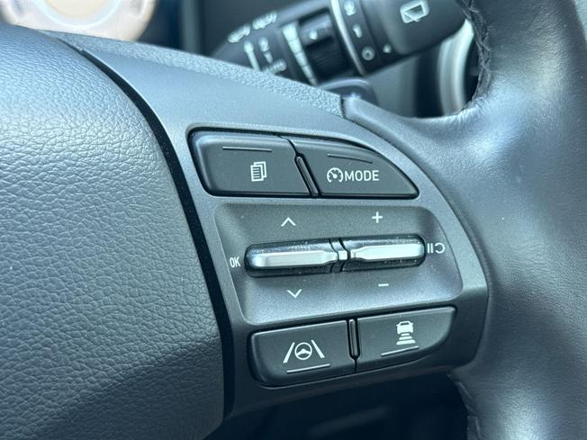 HYUNDAI Kona Photo 17