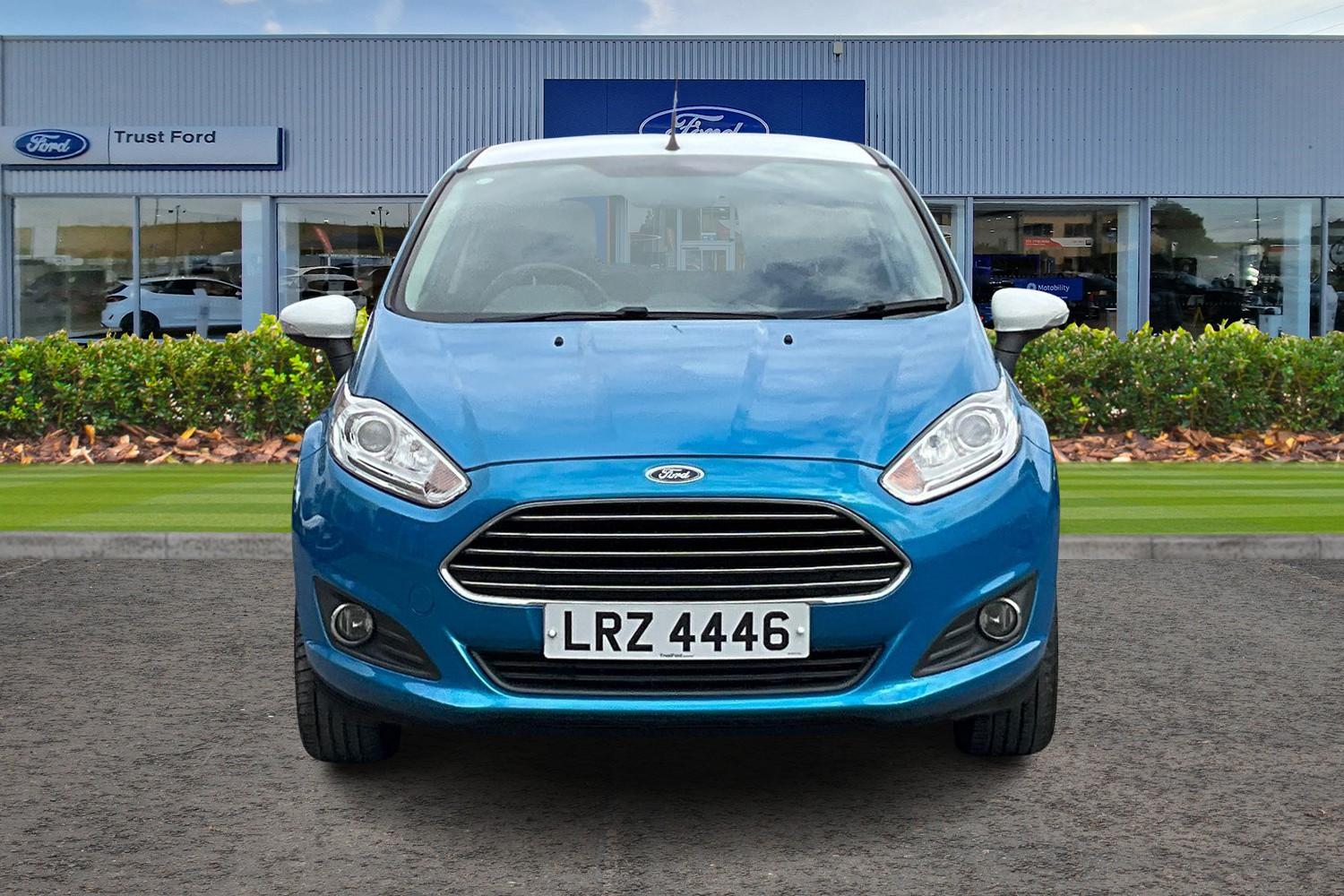 Ford FIESTA Photo 5