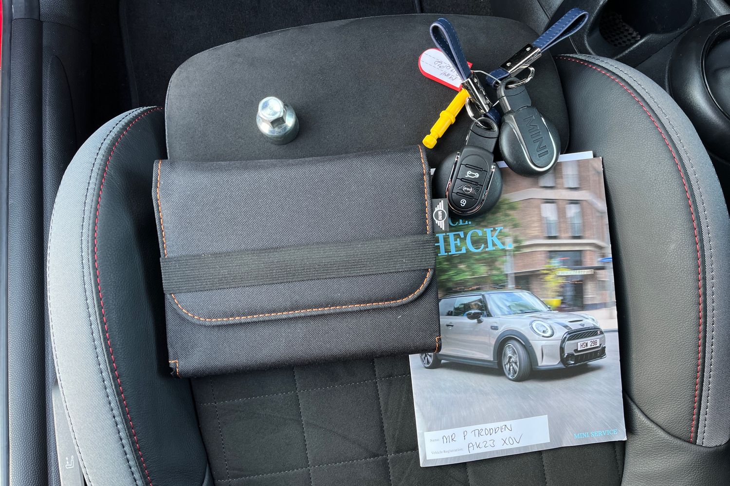 MINI Hatch Photo 21