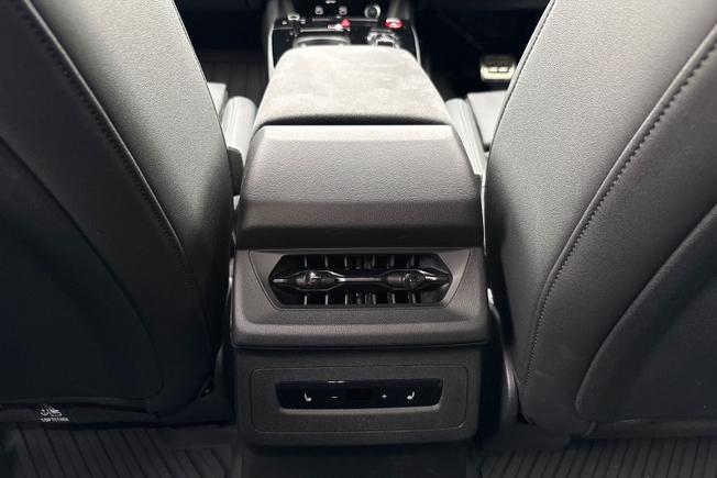 AUDI A6 E-Tron Sportback Photo 24