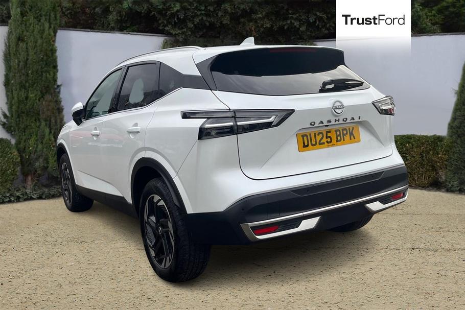 Used Nissan QASHQAI DU25BPK 2