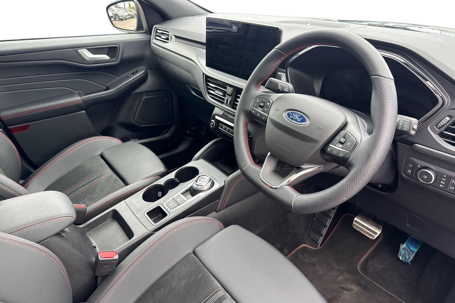 Ford KUGA Photo 8