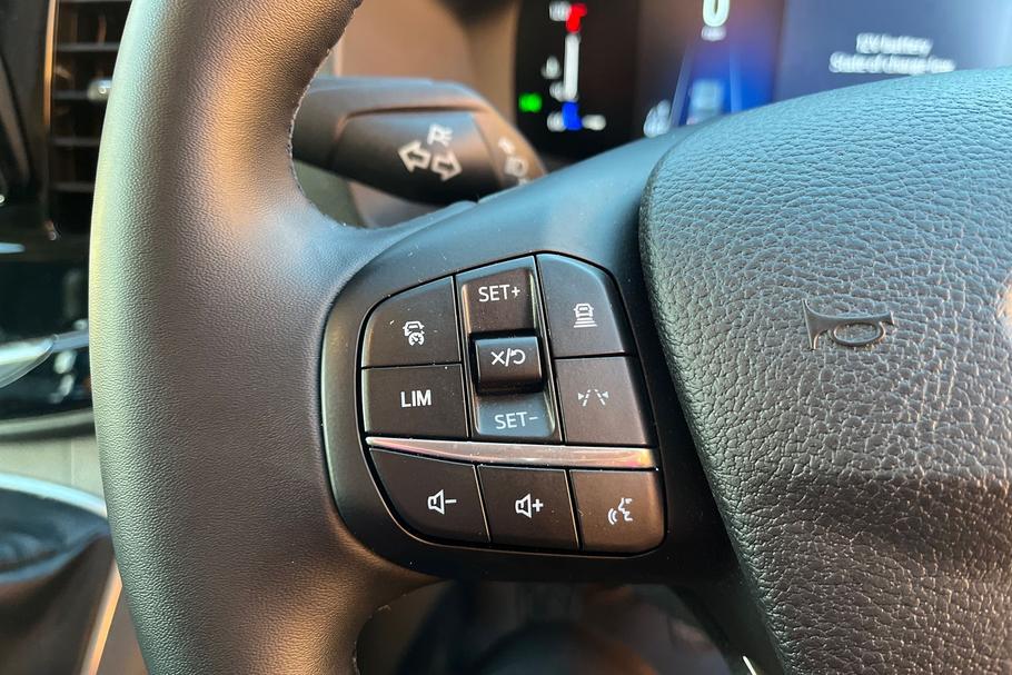 Used Ford TRANSIT 28