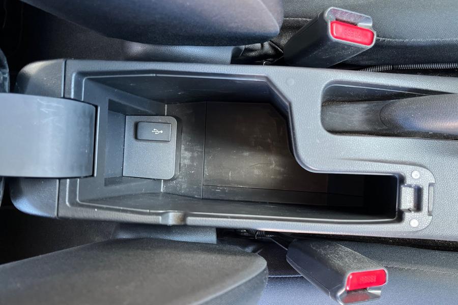 Honda Jazz Photo autoimg-2b1b88474f2b5440cb9cb97d95120f3630d508d0.jpg