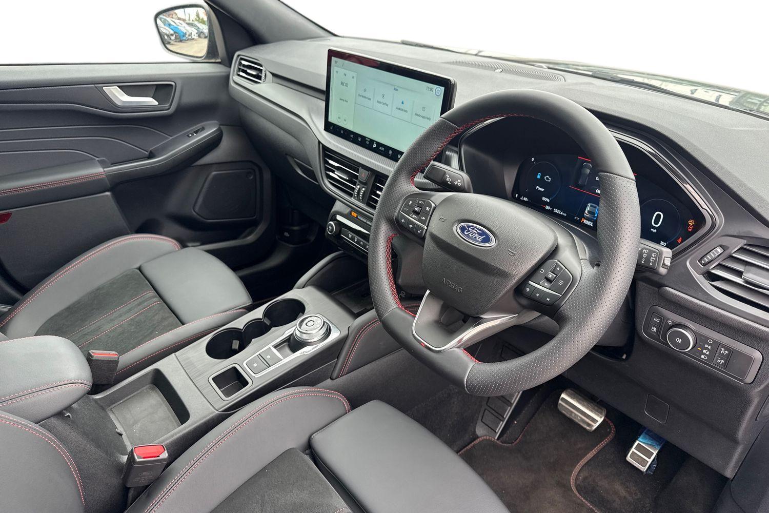 Ford KUGA Photo 8