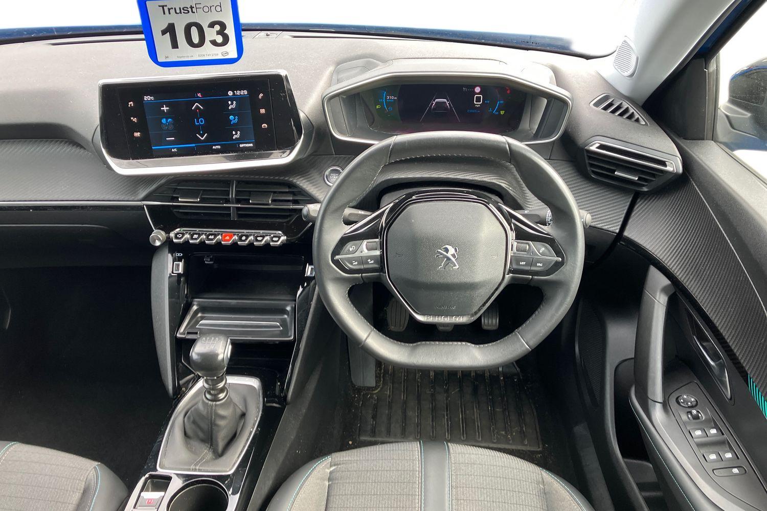 Peugeot 2008 Photo 10
