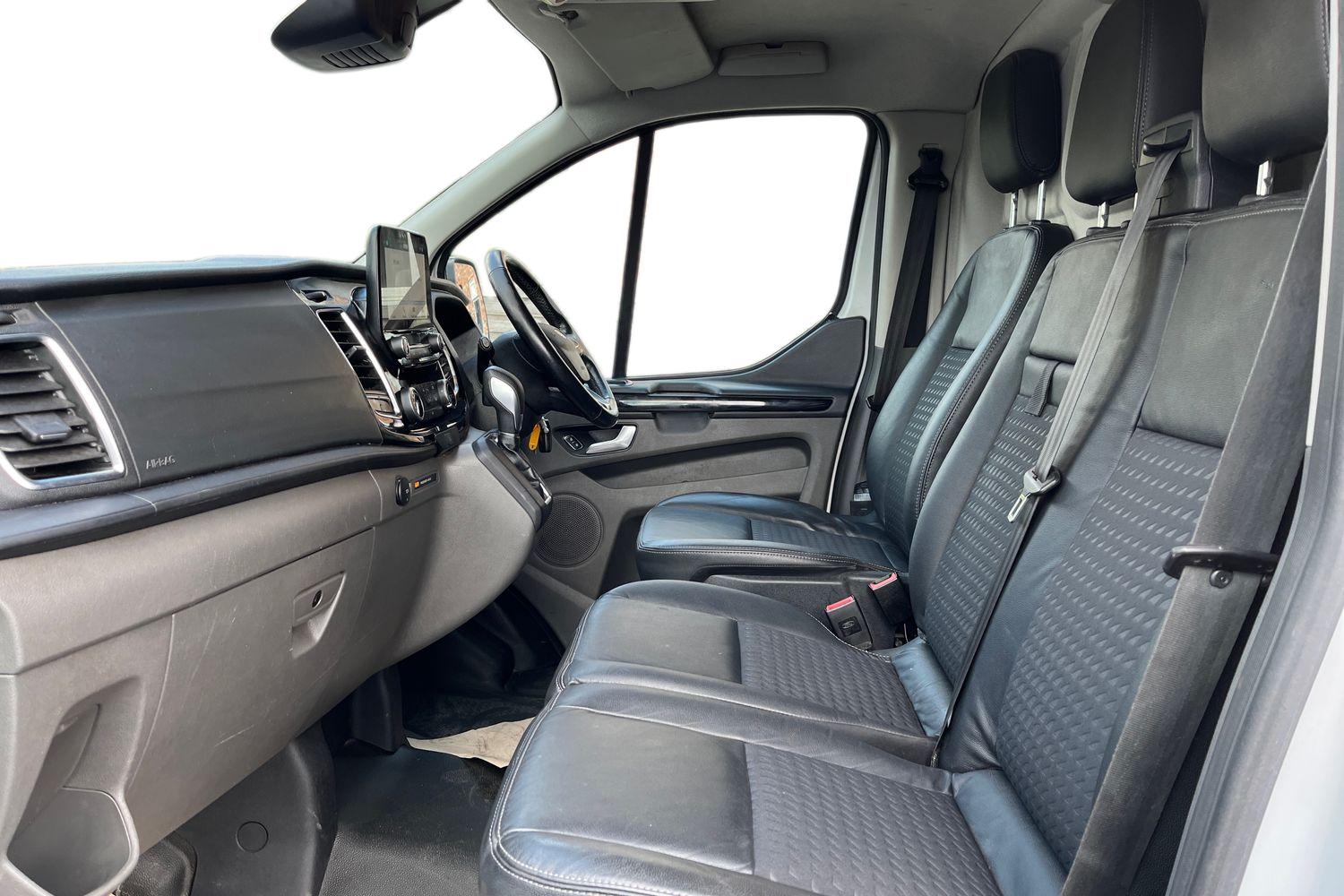 Ford TRANSIT CUSTOM Photo 9