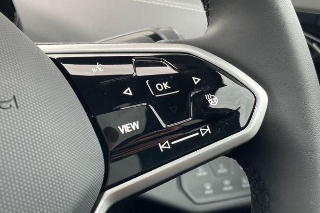 VOLKSWAGEN Id.5 Photo 17
