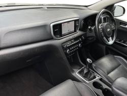 KIA Sportage Photo 2