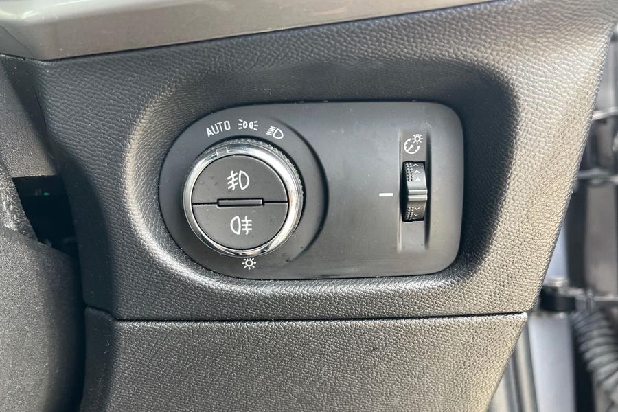 Vauxhall Mokka Photo autoimg-2b2e724763adb8f87f3d01fdc5d3447a066543cb.jpg