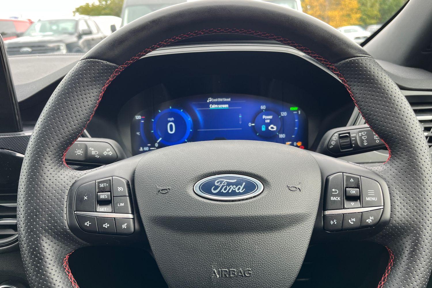 Ford KUGA Photo 11