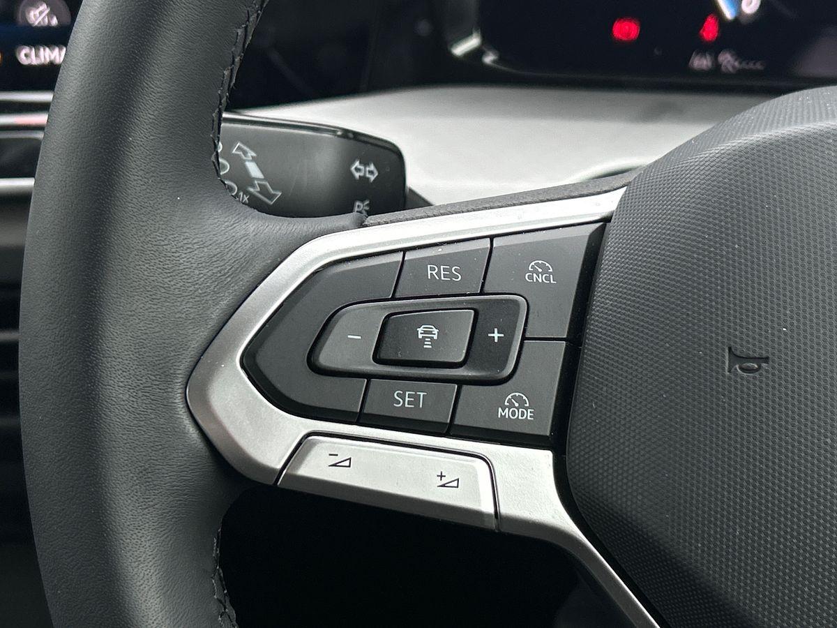 Volkswagen Golf Photo autoimg-2b36aeb6c5f39c13dd84ee7feb752354a4cc6f7b.jpg