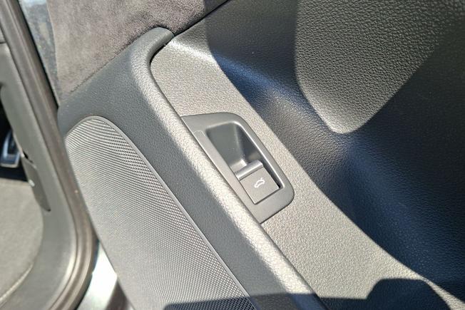 AUDI Q7 Photo 28