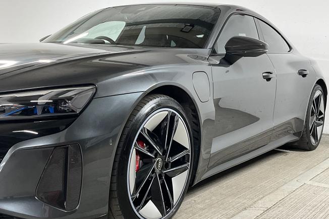 AUDI Rs E-Tron Gt Photo 40