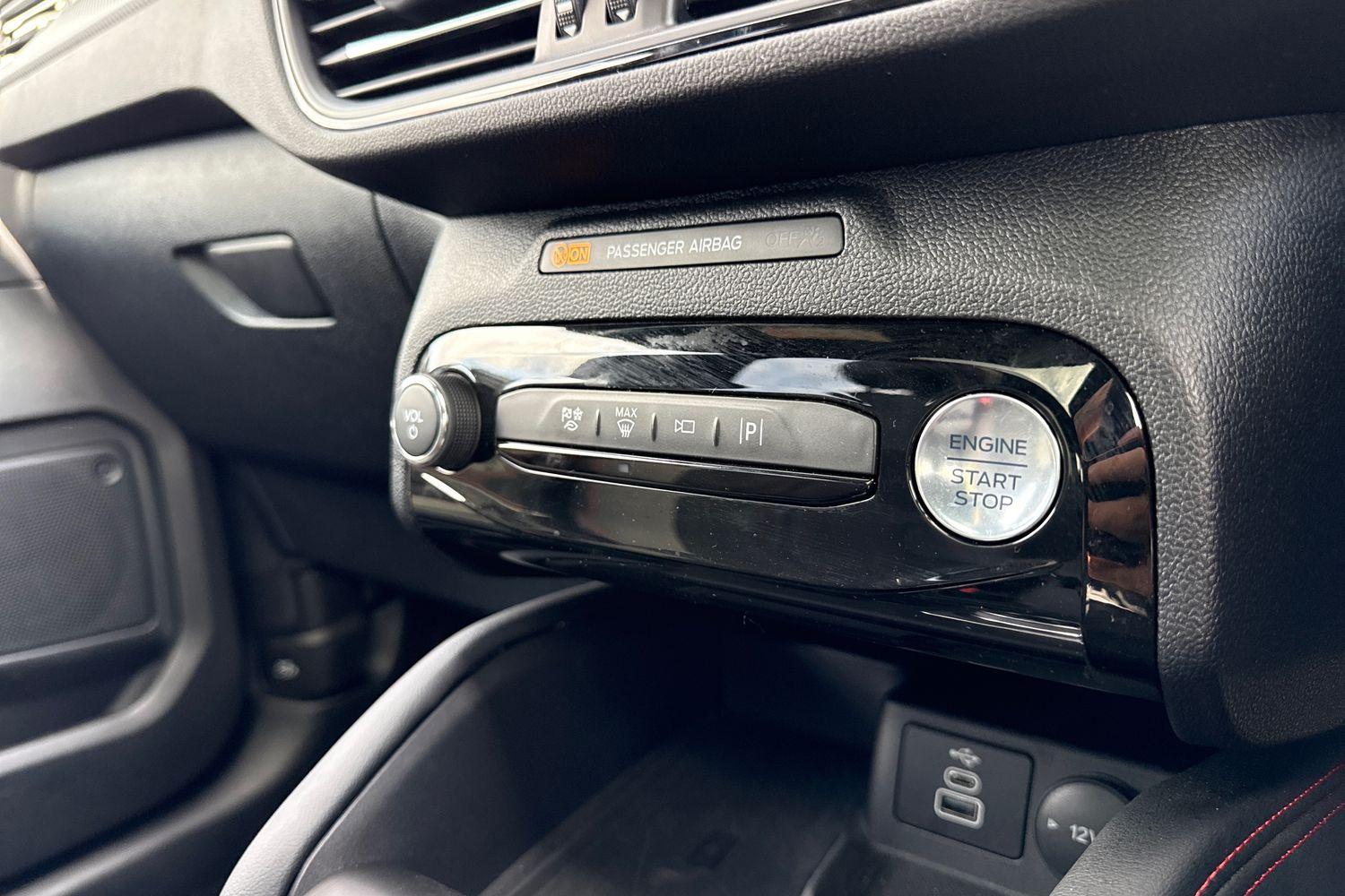 Ford KUGA Photo 30