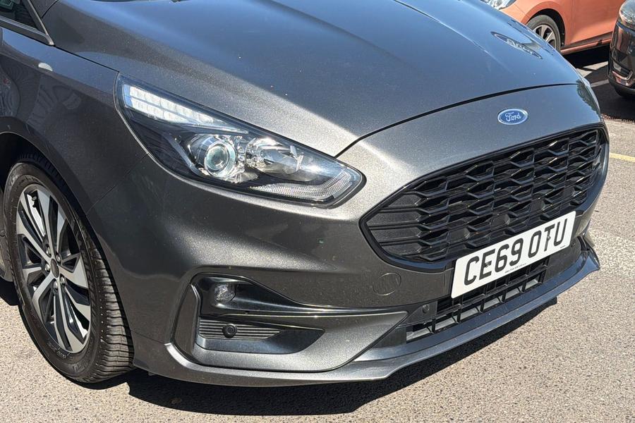 Ford S-MAX Photo autoimg-2b3e9c50509f8073e841120a8bd55f4b598ac328.jpg
