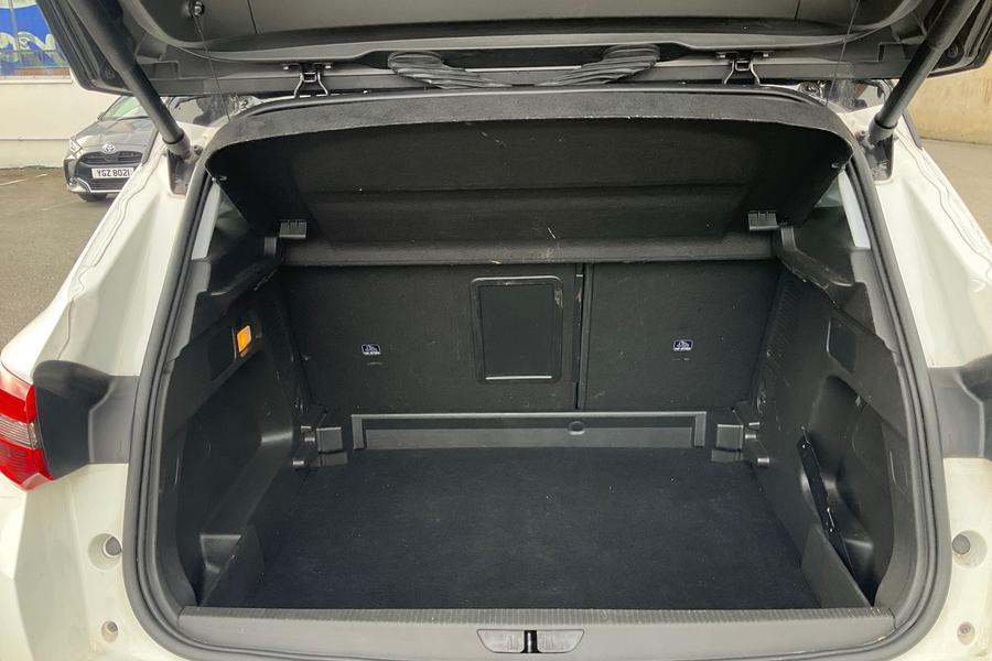 Vauxhall GRANDLAND Photo autoimg-2b421f1f7c3279e1f1821f4087d57360b28827c2.jpg